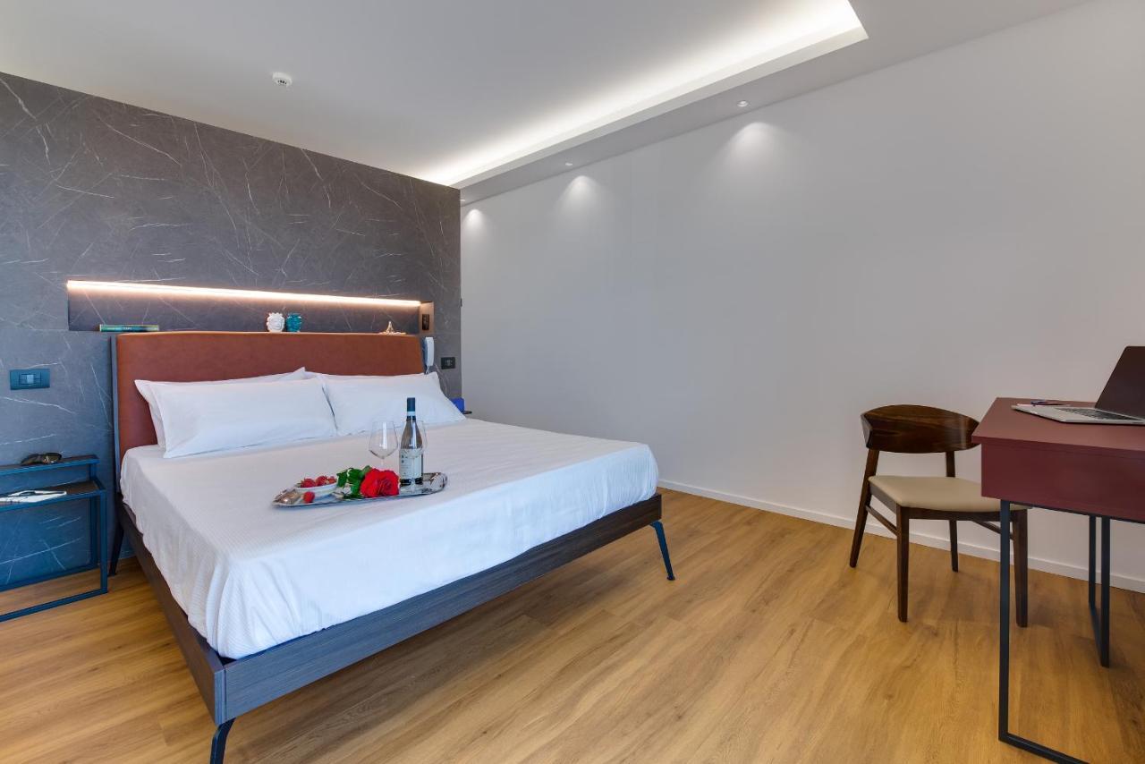 Roccaregina Hotel Шакка Екстер'єр фото