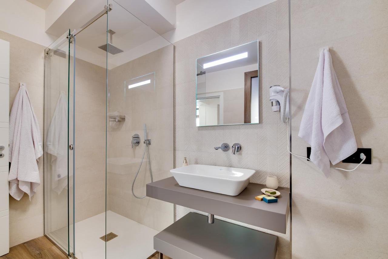Roccaregina Hotel Шакка Екстер'єр фото